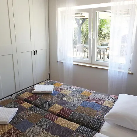 Lu, Stinjan - Apartment *