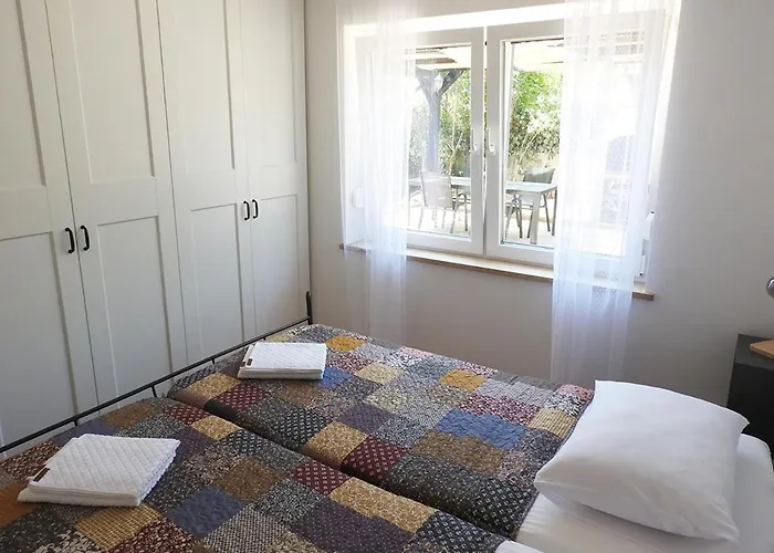 Lu, Stinjan - Apartament *