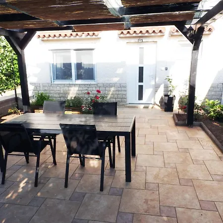 Lu, Stinjan - Apartament Pula